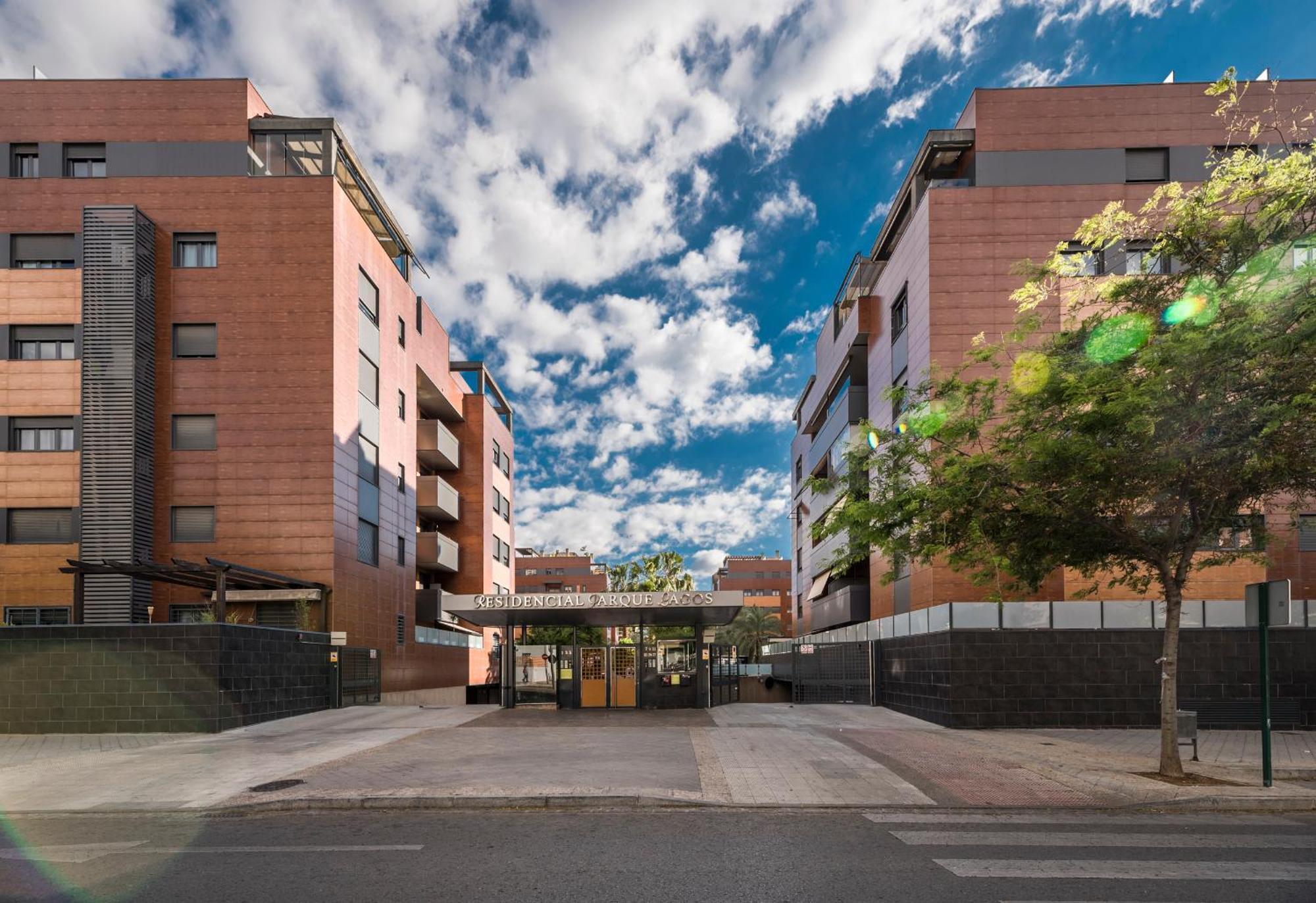 Апартаменты Enjoygranada Emir 4C + Parking Экстерьер фото